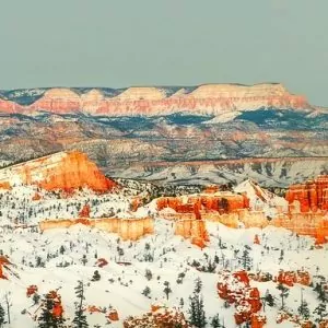 April snow in Bryce Canyon, snow covered Bryce Canyon, beautiful views